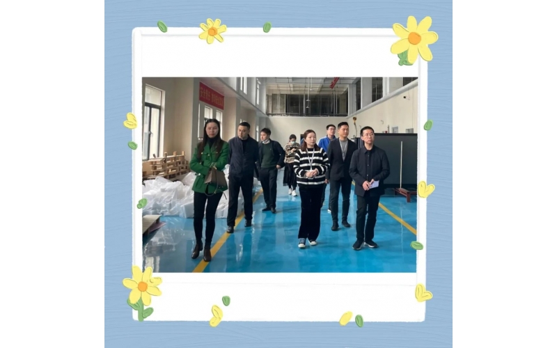 壹創(chuàng  )資訊 ｜新任豐城市副市長(cháng)鐘方玖蒞臨壹創(chuàng  )科技參觀(guān)指導